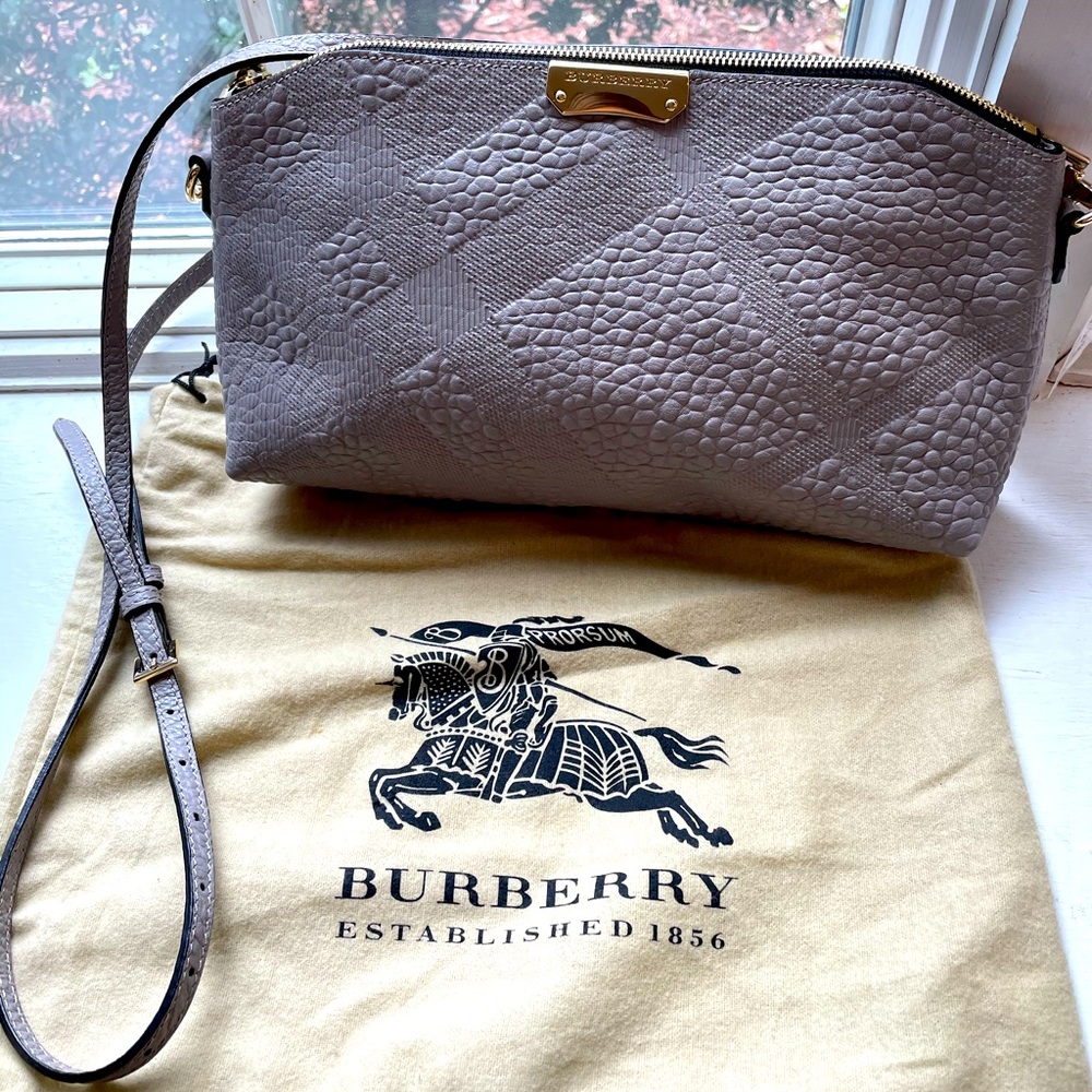 Burberry “Small Chichester” gray leather check bag